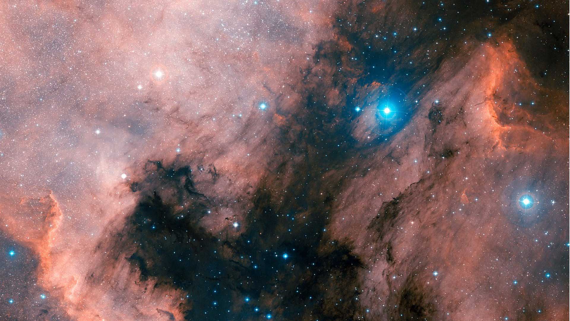 NGC 7000 North America Nebula showing continental shape